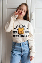 Lade das Bild in den Galerie-Viewer, TocaToast University Sweater