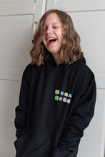 Lade das Bild in den Galerie-Viewer, TocaToast Hoodie schwarz