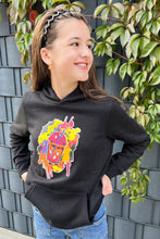 Lade das Bild in den Galerie-Viewer, HAPPY HALLOWEEN MIT AVA HOODIE SALE
