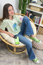 Lade das Bild in den Galerie-Viewer, AVA&#39;S FROG BOBA T-SHIRT SALE
